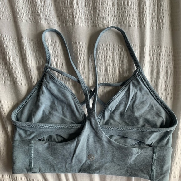 Blue/Teal Lululemon Criss-Cross sports bra (6) - Picture 2 of 3